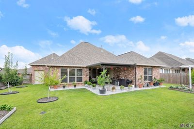 7332 Effie Dr, House other with 5 bedrooms, 3 bathrooms and null parking in Denham Springs LA | Image 3