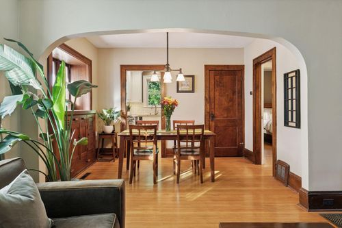 5120 Russell Ave S, Minneapolis, MN, 55410-2235 | Card Image