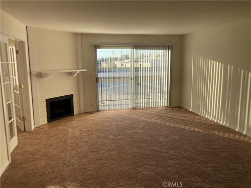 211-8505 Columbus Ave, North Hills, CA, 91343-6611 | Card Image