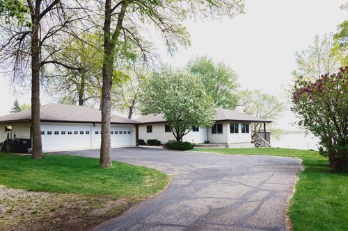 11621 Maple Springs Dr Se, Alexandria, MN, 56308-4665 | Card Image