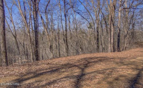 4575 Crooked Creek Way, Maryville, TN, 37803-3387 | Card Image