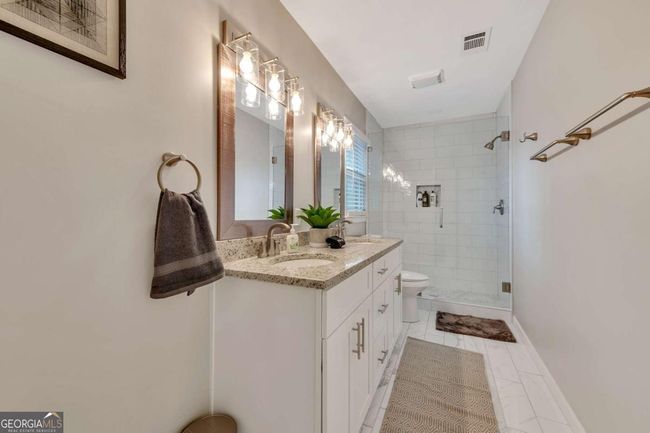 6805 Wright Rd, House other with 4 bedrooms, 4 bathrooms and 6 parking in Sandy Springs GA | Image 9