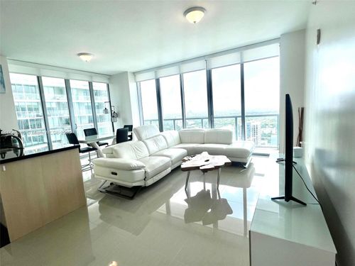 apt-3214-1111 Sw 1st Ave, Miami, FL, 33130-5410 | Card Image