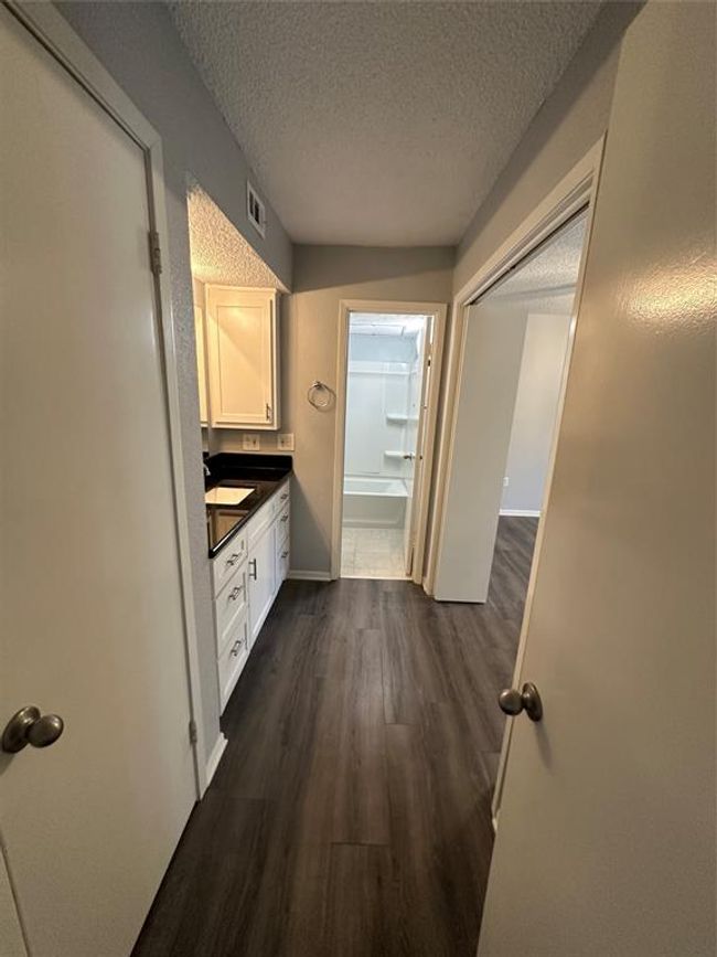 APT-287 - 250 El Dorado Blvd, Townhouse with 1 bedrooms, 1 bathrooms and 1 parking in Webster TX | Image 11