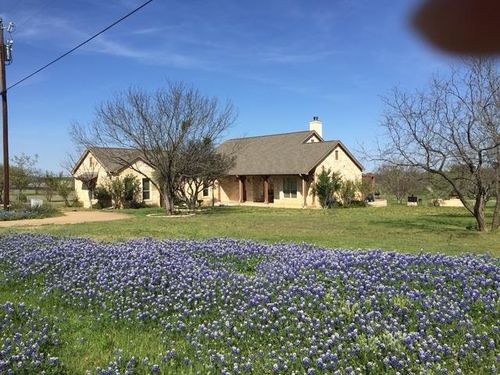 108 Legend Hills Blvd, Llano, TX, 78643-1963 | Card Image