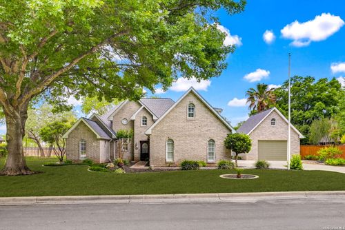 2206 S Abbey Loop, New Braunfels, TX, 78130-8901 | Card Image