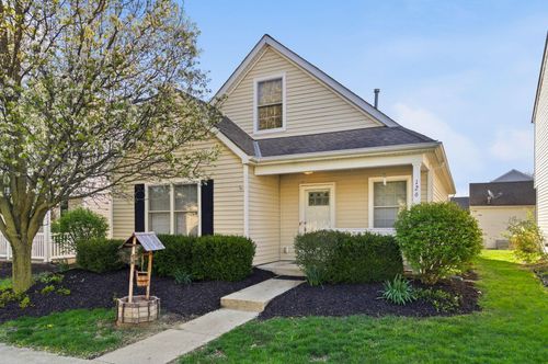 126 Bartlett St, Delaware, OH, 43015-5033 | Card Image