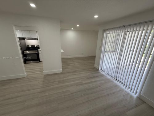 195-2655 Nw 60th Way, Sunrise, FL, 33313-2230 | Card Image