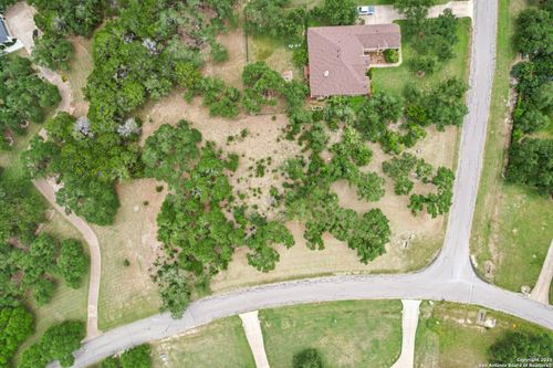 117 Covered Bridge Dr, Driftwood, TX, 78619-4333 | Card Image