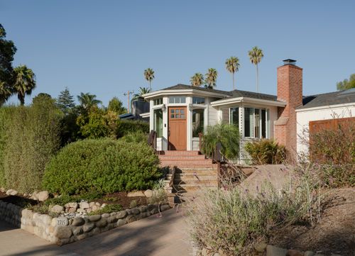 2715 Vernon Rd, SANTA BARBARA, CA, 93105-3728 | Card Image