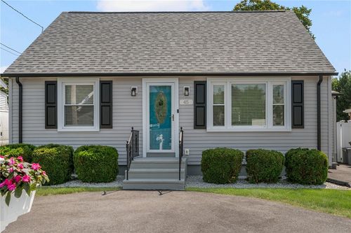 45 Burnett St, Johnston, RI, 02919-5126 | Card Image
