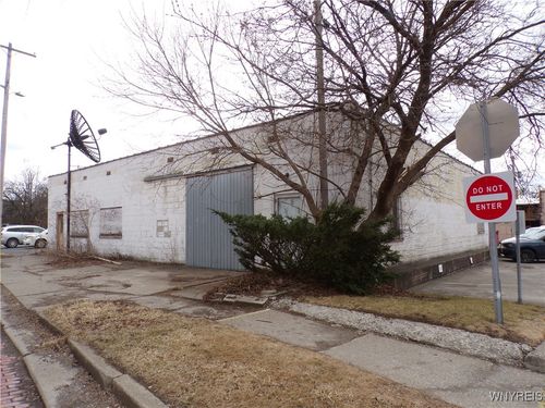 15 Depot St, Wellsville, NY, 14895-1154 | Card Image