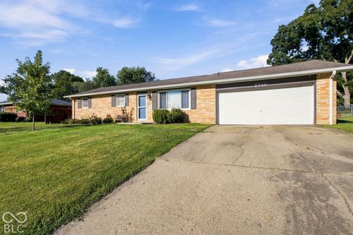 2730 Rogers, Columbus, IN, 47203-9343 | Card Image