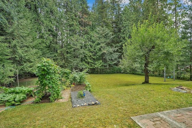 27780 Sayers Crescent, House other with 3 bedrooms, 2 bathrooms and 6 parking in Maple Ridge BC | Image 33