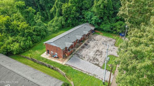 310 Gilbert Lane, Knoxville, TN, 37920 | Card Image