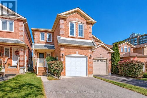 5 Heaver Dr, Whitby, ON, L1N9K4 | Card Image