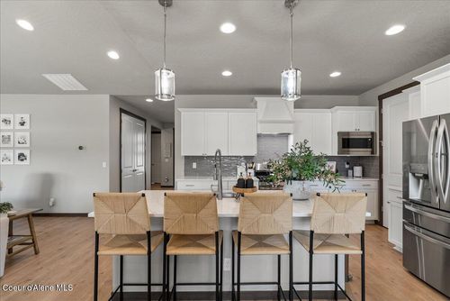 4332 W Enclave Way, Coeur D Alene, ID, 83815-7507 | Card Image