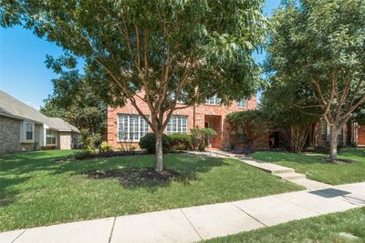 View of front of house featuring a front yard | Image 3