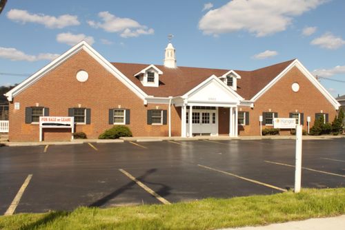 1901 Winchester Ave, Ashland, KY, 41101-7758 | Card Image
