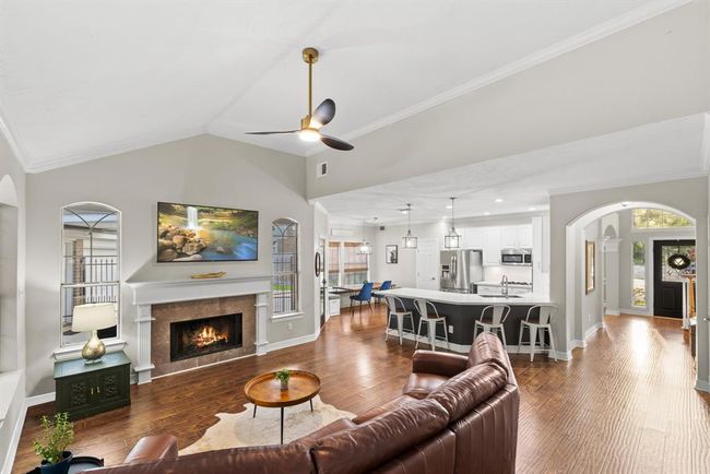 6503 Ambercrest Ct, House other with 5 bedrooms, 4 bathrooms and 3 parking in Spring TX | Image 6