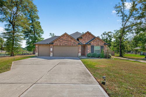 9151 White Tail Dr, Conroe, TX, 77303-4294 | Card Image