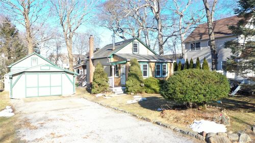 84 Cedar Rd, Wading River, NY, 11792-1312 | Card Image