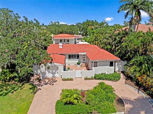 860 Snell Isle Blvd Ne, ST PETERSBURG, FL, 33704-3744 | Card Image