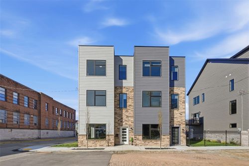 903 Rickenbach St, Pittsburgh, PA, 15212-5023 | Card Image