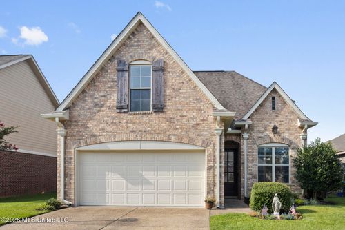 3931 Acadian Village Dr, Ocean Springs, MS, 39564-6208 | Card Image