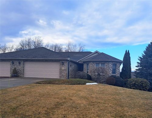 109 Blossom Dr, Center Twp - BUT, PA, 16001 | Card Image