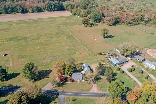 119 Thrall Rd, Broad Brook, CT, 06016-9776 | Card Image