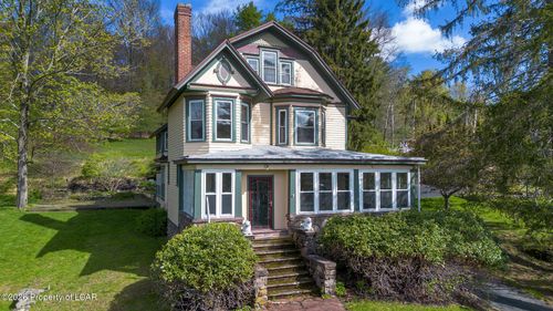 1315 Lakeside Dr, Harveys Lake, PA, 18618-3116 | Card Image