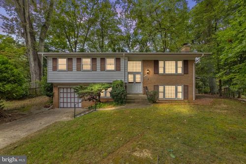 1604 Palm Springs Dr, VIENNA, VA, 22182-2327 | Card Image