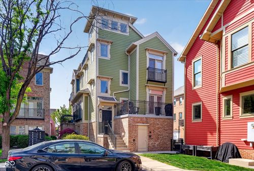 530 Allard Pl, Indianapolis, IN, 46202-3719 | Card Image