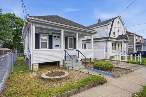 10 Mayflower St, East Providence, RI, 02914-1413 | Card Image