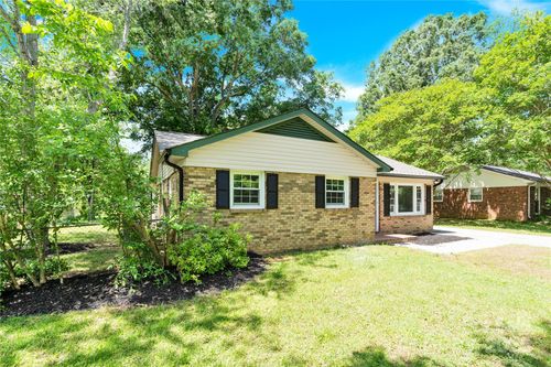 8303 Hemby Wood Dr, Indian Trail, NC, 28079-8662 | Card Image