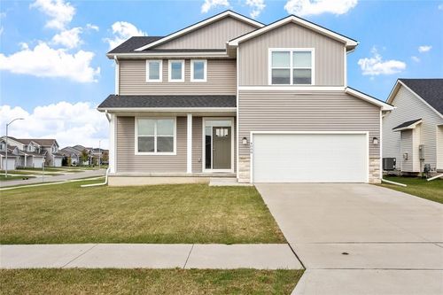 4008 Ne 6th St, Ankeny, IA, 50021-2127 | Card Image