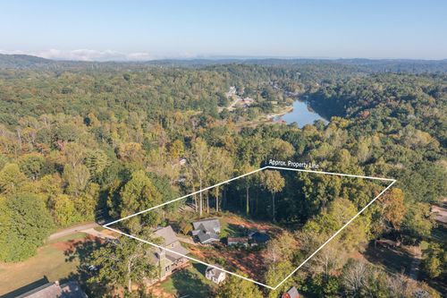 7210 S Wolftever Dr, Ooltewah, TN, 37363-9165 | Card Image