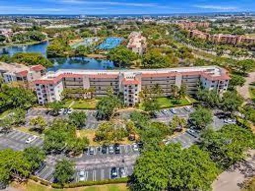 403-2105 Lavers Circle, Delray Beach, FL, 33444 | Card Image