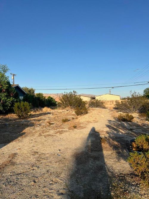 1500 Avenida Ramada, Desert Hot Springs, CA, 92240 | Card Image