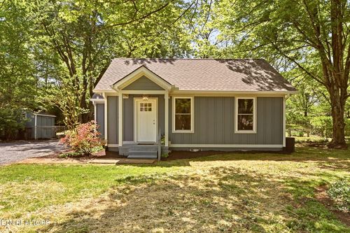4406 Greendale Rd, Knoxville, TN, 37918-3630 | Card Image