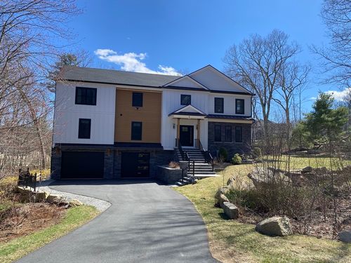 1 Whisper Way, Hopkinton, MA, 01748-1044 | Card Image