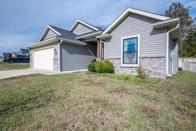 3918 Clydesdale Dr, House other with 3 bedrooms, 2 bathrooms and null parking in COLUMBIA MO | Image 2