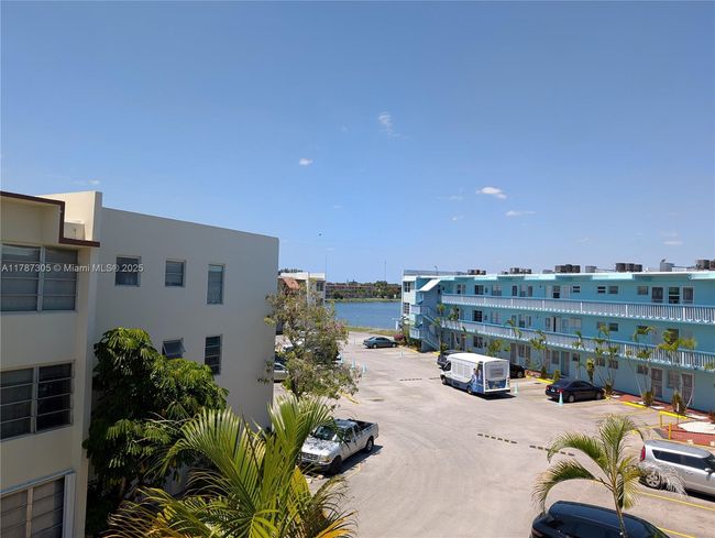 APT-351 - 1501 Ne Miami Gardens Dr, Condo with 2 bedrooms, 2 bathrooms and null parking in Miami FL | Image 35