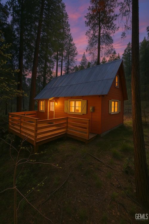 10520 Spruce Dr, Wofford Heights, CA, 93285-9515 | Card Image