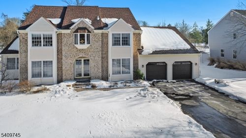 4 Santina Ct, Lawrence Twp, NJ, 08648-1480 | Card Image