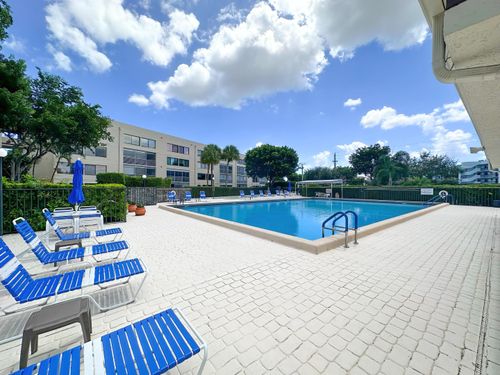 116-3154 Via Poinciana, Lake Worth, FL, 33467-1475 | Card Image