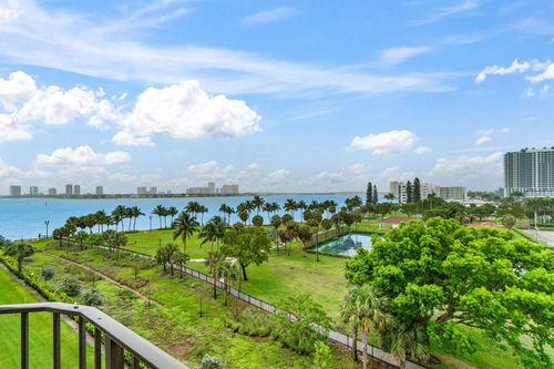 apt-619-801 Lake Shore Dr, Lake Park, FL, 33403-2930 | Card Image