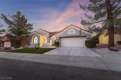 2528 Sunup Dr, Las Vegas, NV, 89134-8800 | Card Image