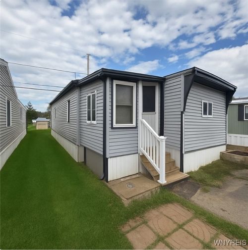 72 Shamrock Dr, Lackawanna, NY, 14218-3459 | Card Image